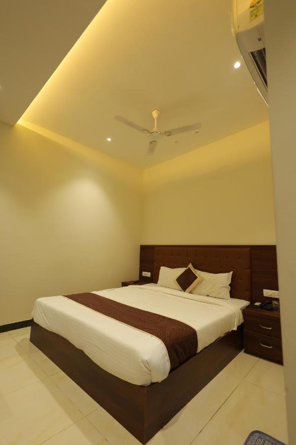 Hotel The Grand Tree Agra Agra  Exterior photo